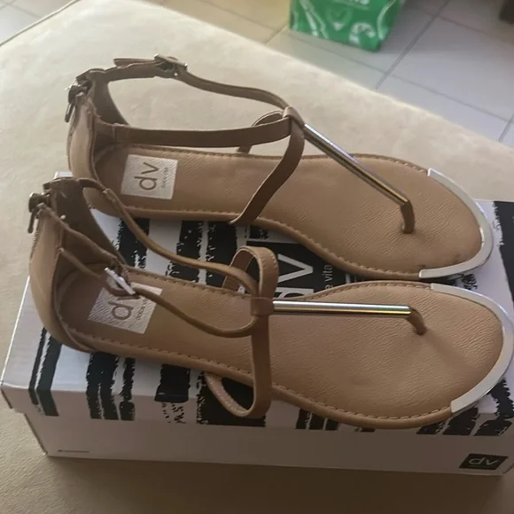 DV Dolce Vita Women's Labelle Sandal - Picture 2 of 5